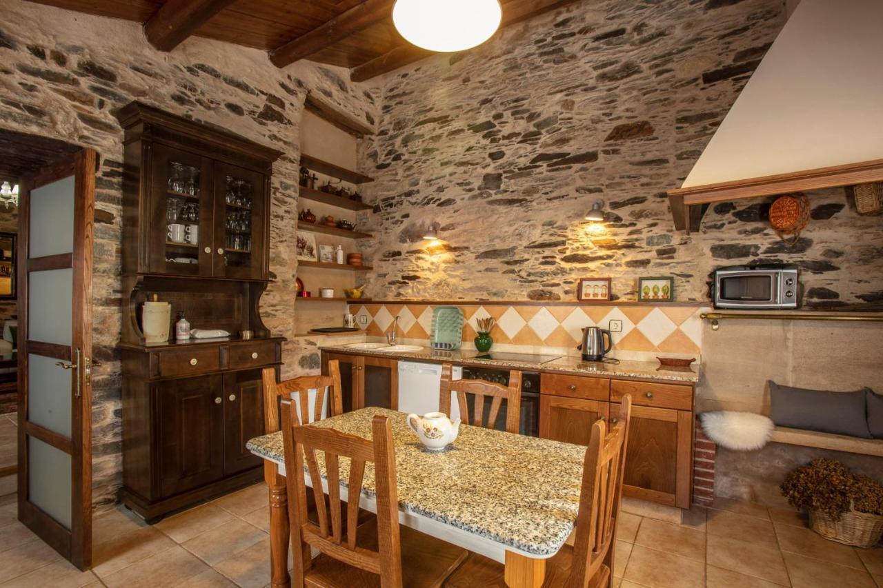 Lugar Del Rio Vendégház Couzadoiro Kültér fotó